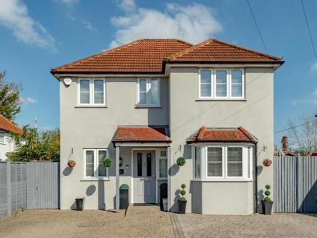 House for sale in Red Hill, Surrey