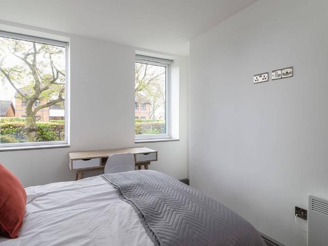Room for rent in Broomhill, Chadsmoor