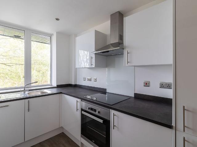 Room for rent in Broomhill, Chadsmoor