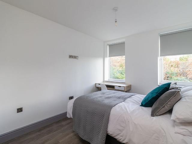 Room for rent in Broomhill, Chadsmoor
