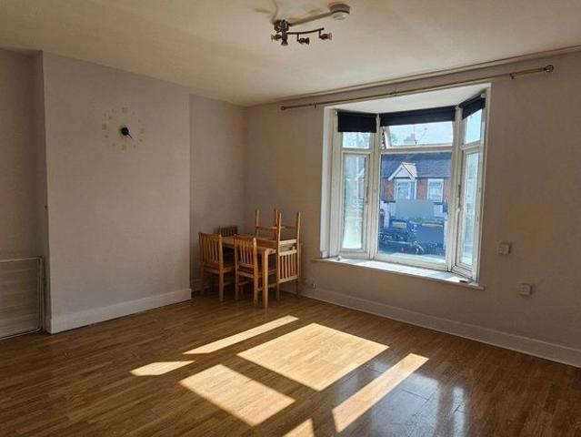 House for rent in Gants Hill, Greater London