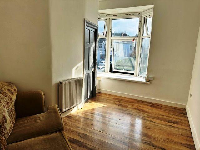 Apartment for rent in Gants Hill, Greater London