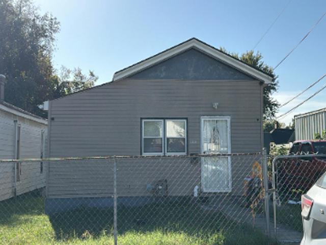 House for sale in New Albany, Floyd County