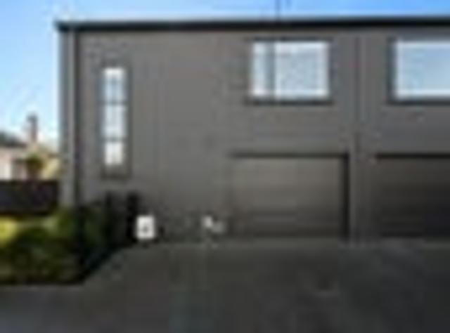 Townhouse for rent in Beerescourt, Hamilton City