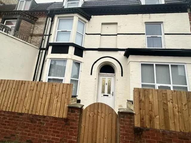 Apartment for rent in Calderstones