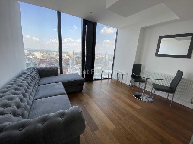 Studio for rent in City Centre, Georgia