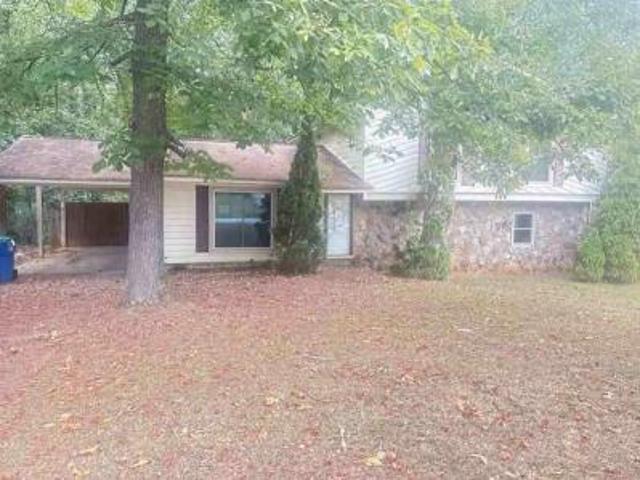 House for sale in Riverdale, Georgia