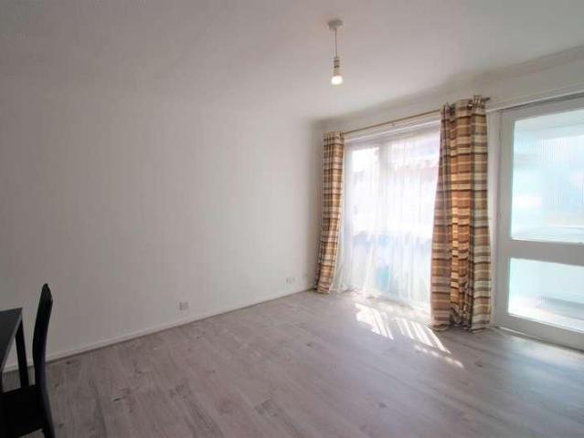 House for rent in London Borough of Harrow, Greater London