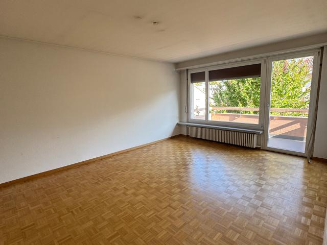 Wohnung mieten in Einigen, Zürich