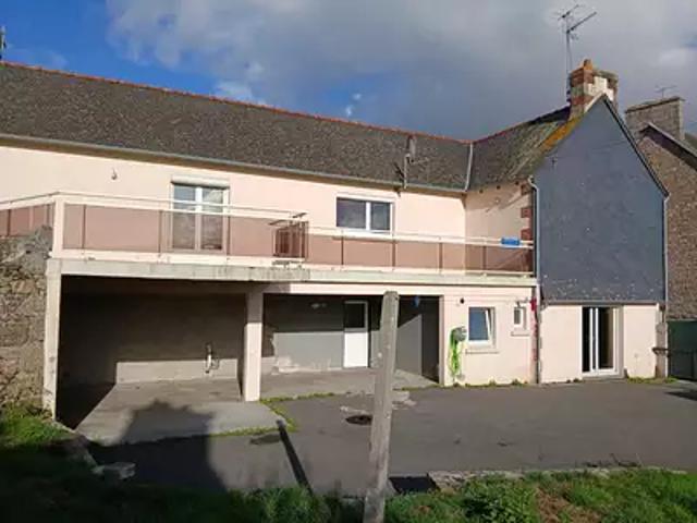 Maison vente à Guingamp, Bretagne