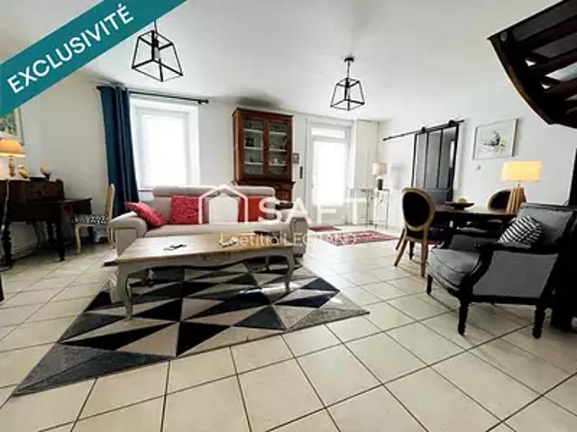 Maison vente à Gwenezhan, Bégard