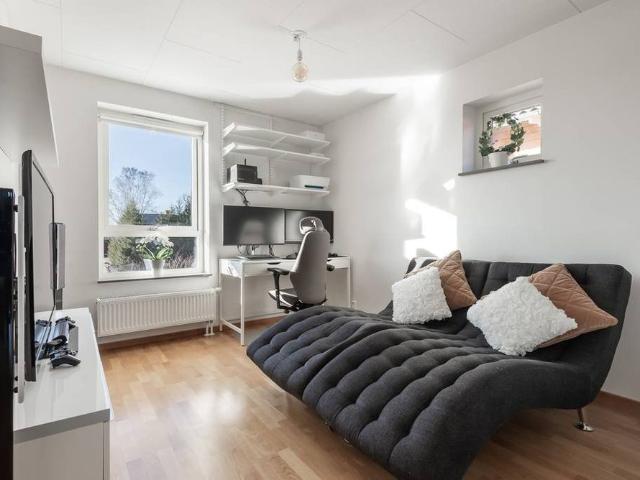 Hus hyra i Bro, Stockholm