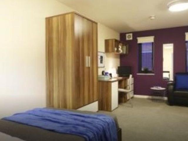 Studio for rent in Barracks, The Bridge