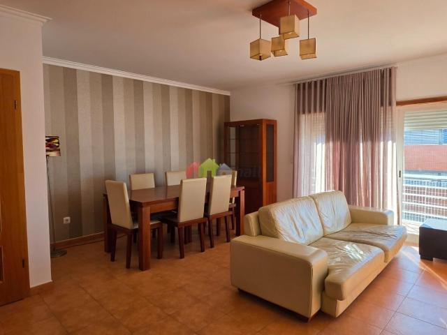 Apartamento alugar em Beja (Santiago Maior e São João Baptista), Beja