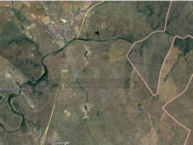 Terreno venda em Beja
