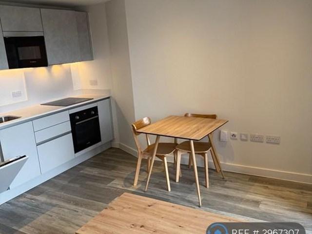 Apartment for rent in Preston, Greater London