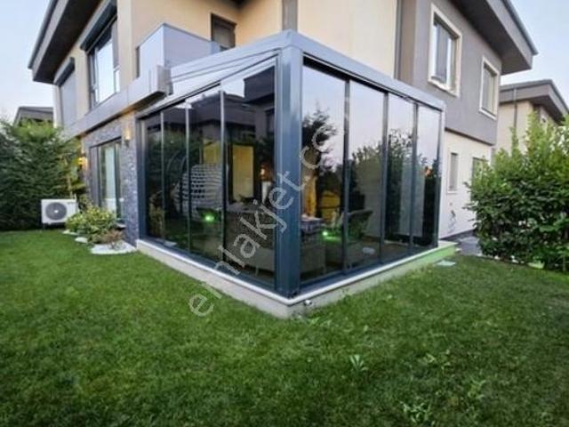 Sakarya, Adapazarı içerisinde kiralık Villa
