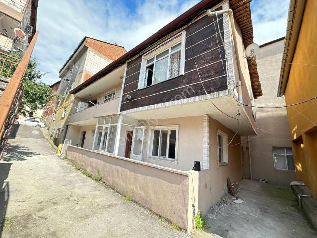 İzmit, Kocaeli içerisinde satılık mülk