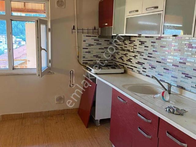 İzmit, Kocaeli içerisinde kiralık mülk