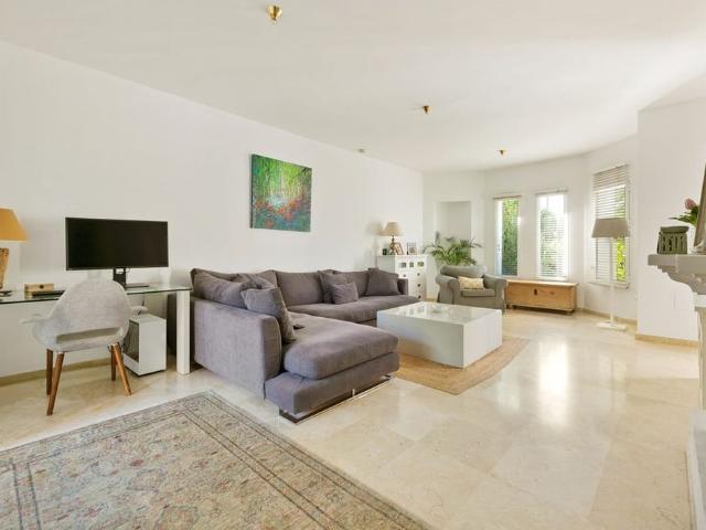 Casa en alquiler en Bel-Air, Costa del Sol Occidental