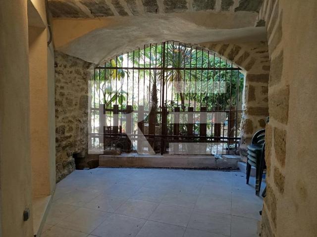 Appartement vente à Nîmes, Aubais