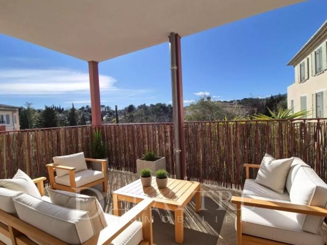 Appartement vente à Grasse, Le Rouret