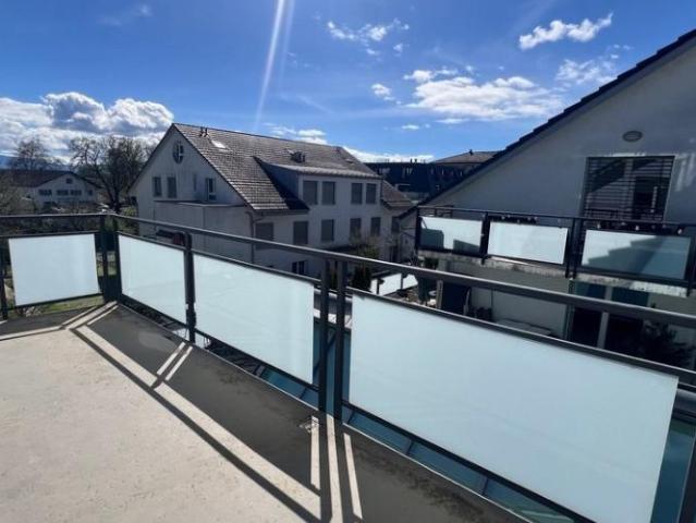 Apartment mieten in Rolle, Waadt