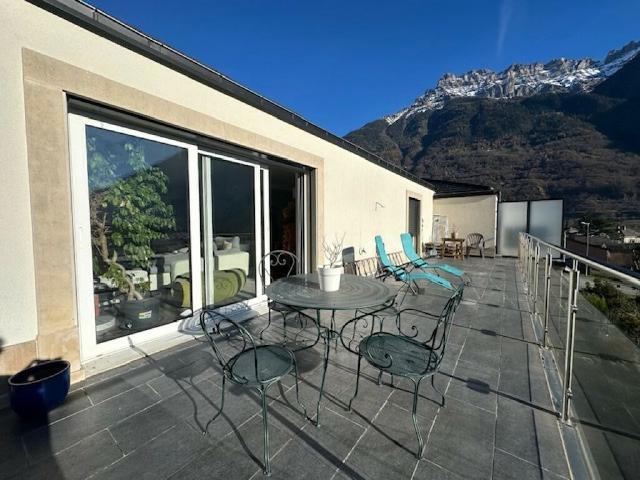 Attikawohnung kaufen in Evionnaz, Wallis