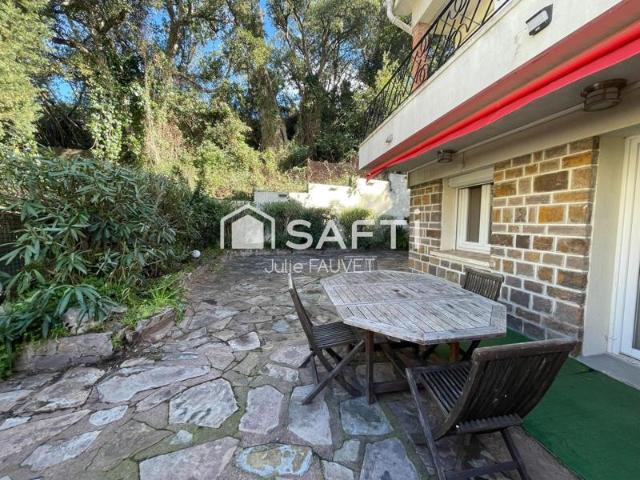 Appartement vente à Arrondissement de Draguignan, Saint-raphaël