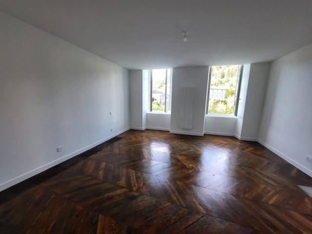 Appartement location à Saint-Jean-du-Bruel