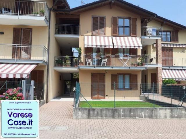 Appartamento in affitto a Ispra, Lombardia