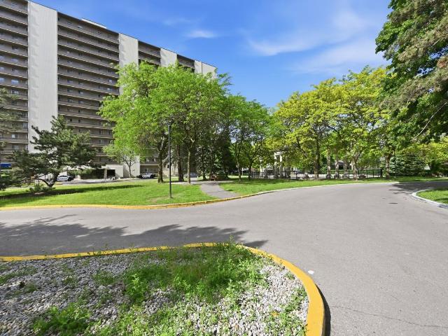 Apartment for rent in Ancaster, Ontario