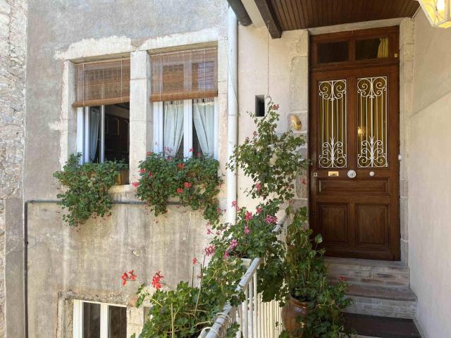 Maison vente à Mâcon, Tournus