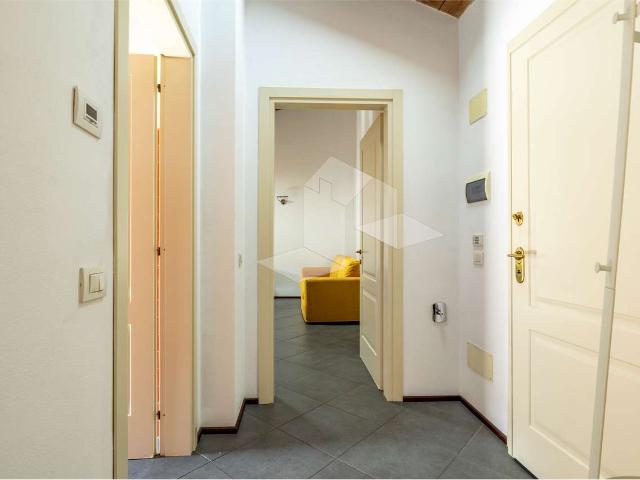 Appartamento in affitto a San Pietro città, Re