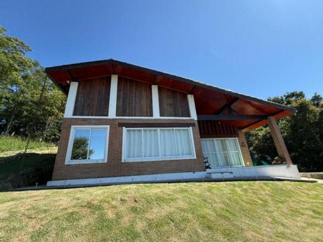 Casa venda em Piracaia