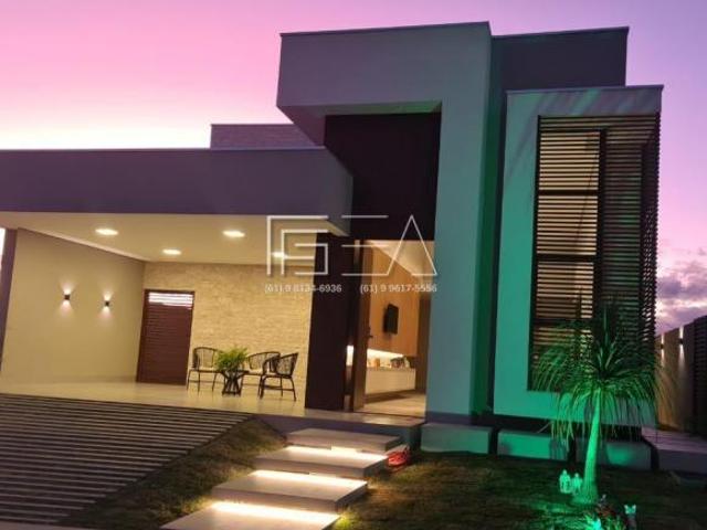 Casa venda em Região Geográfica Imediata de Águas Lindas de Goiás, Região Integrada de Desenvolvimento do Distrito Federal e Entorno