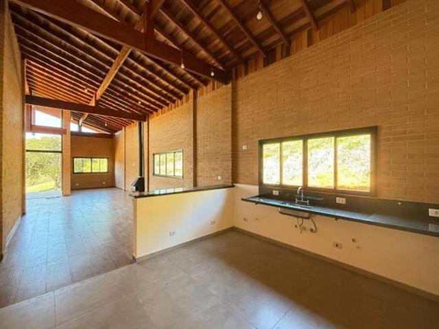 Casa venda em Piracaia