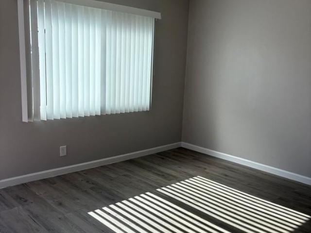 Apartment for rent in Canoga Park, California