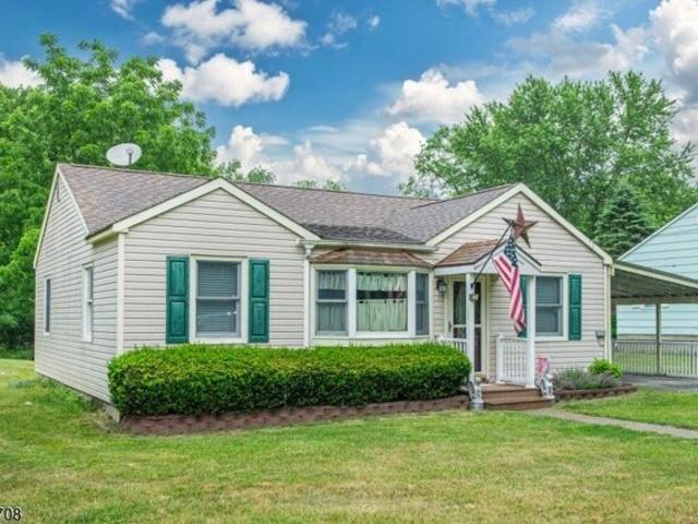 House for sale in Westtown, New Jersey