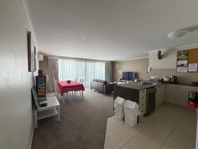 Room for rent in Parliamentary Triangle, South Canberra