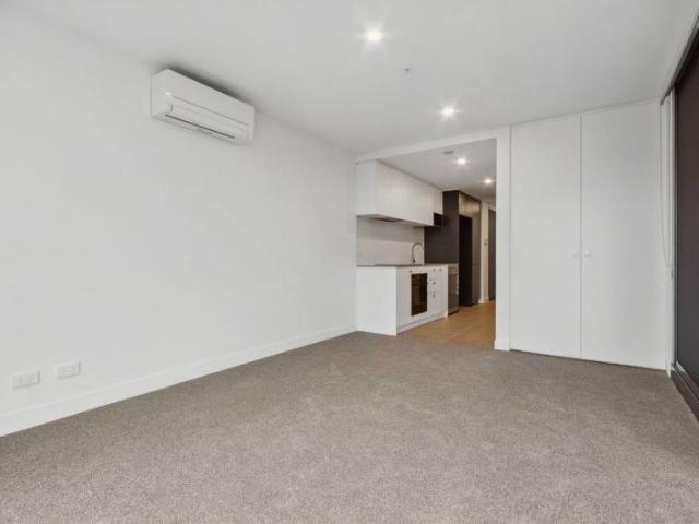 Apartment for rent in Parliamentary Triangle, South Canberra