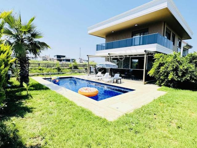 Belek, Serik içerisinde kiralık Villa