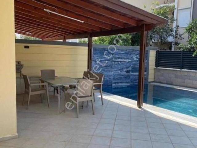 Kadriye Mahallesi, Serik içerisinde kiralık Villa