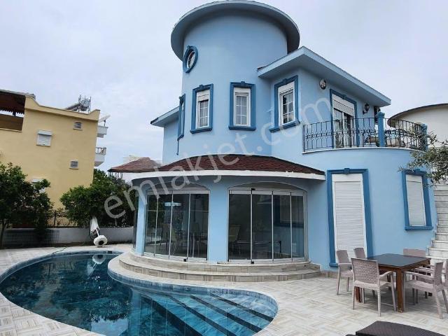 Kadriye Mahallesi, Serik içerisinde satılık Villa