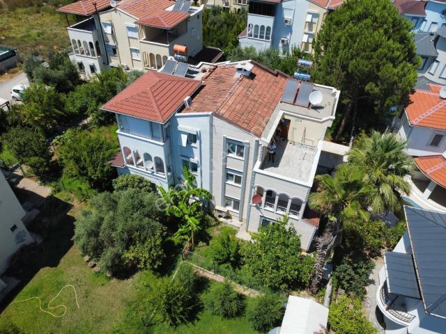 Serik içerisinde satılık Villa