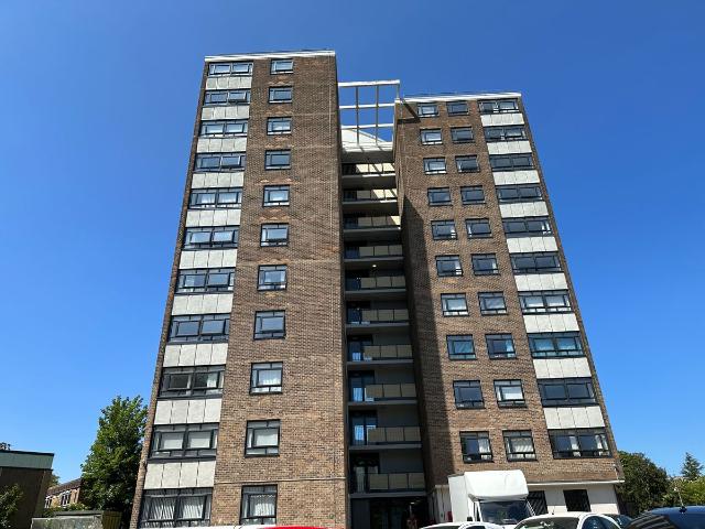 Apartment for rent in Calderstones