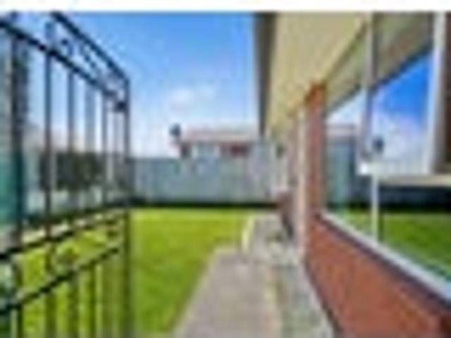 Townhouse for rent in Belfast, Christchurch