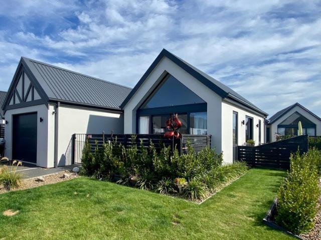 House for rent in Chaslands, Canterbury