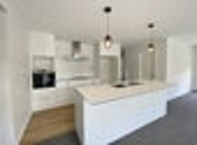 House for rent in Chaslands, Canterbury