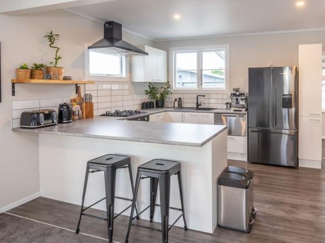 Apartment for rent in Chaslands, Canterbury